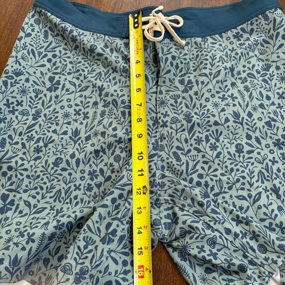 Taylor Stitch Bo Boardie Boardshorts Men 38  Green Sea Floral Print Stretch Zip - Picture 10 of 11